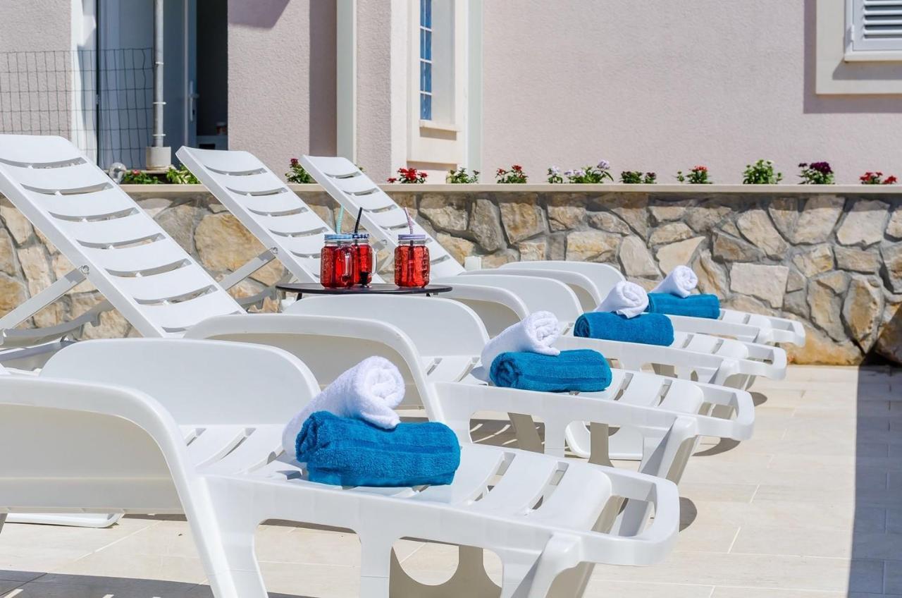 Holiday Home Lungo Mare Млини Экстерьер фото