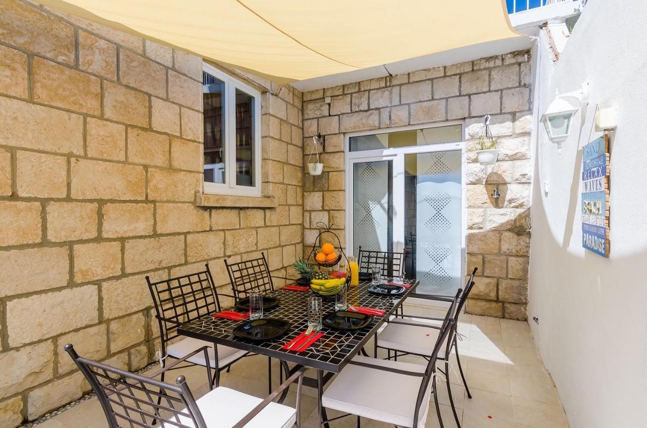 Holiday Home Lungo Mare Млини Экстерьер фото