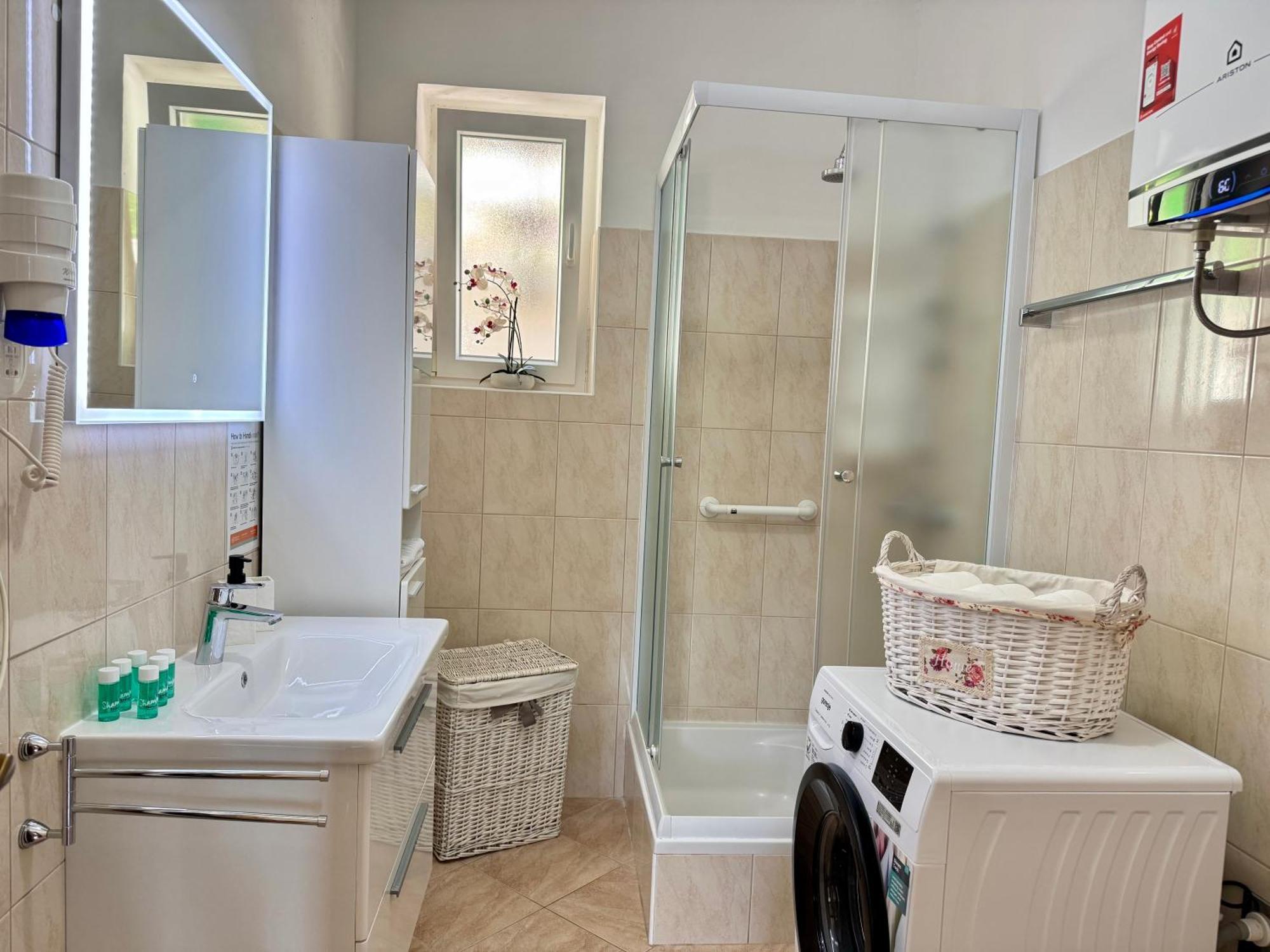 Holiday Home Lungo Mare Млини Экстерьер фото