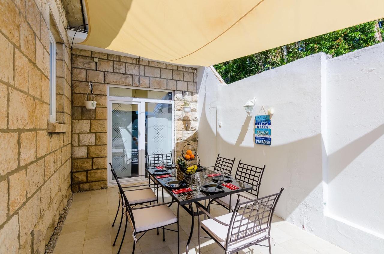 Holiday Home Lungo Mare Млини Экстерьер фото